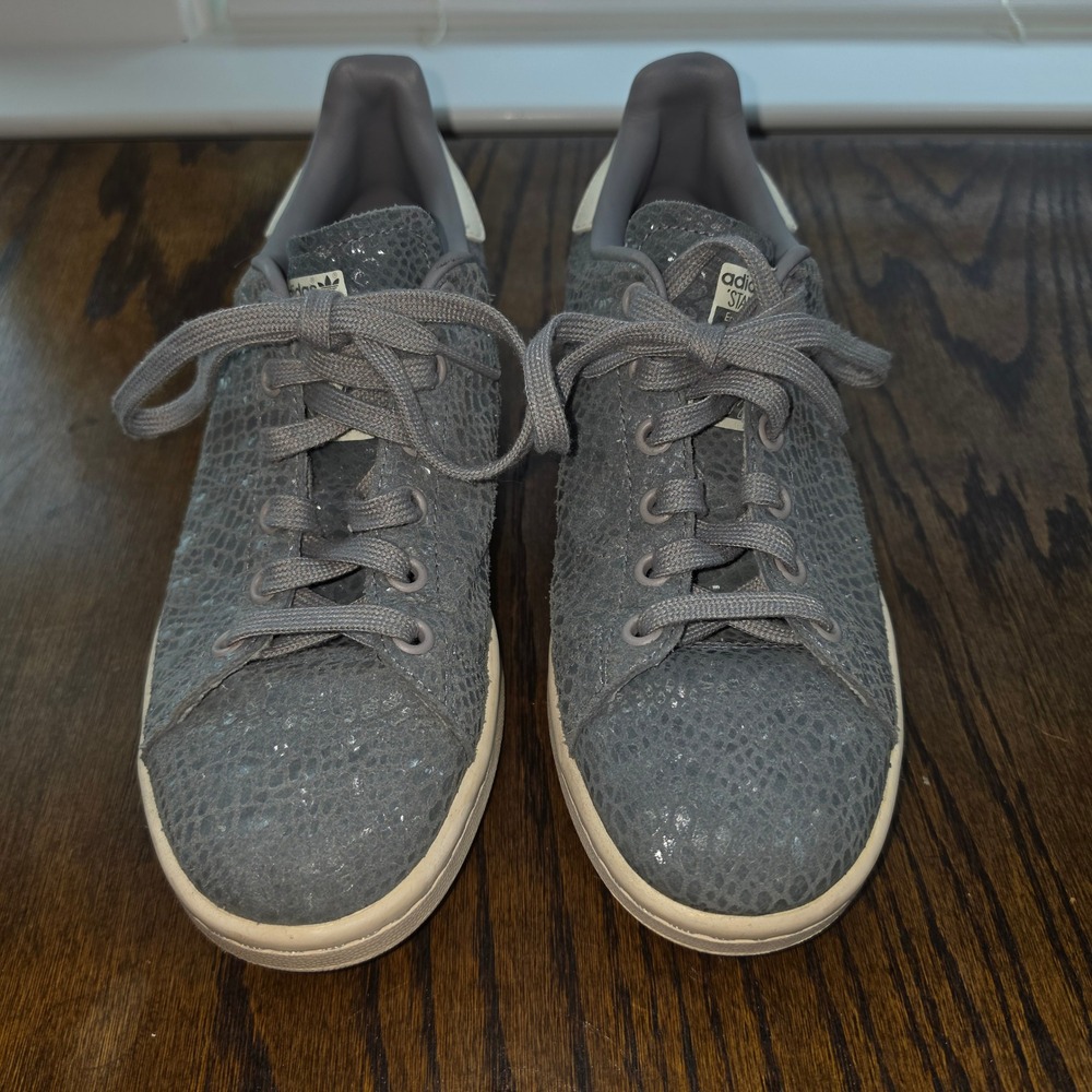 Adidas Stan Smith Grey Snakeskin  Metallic Sneakers  Womens 6